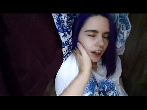 ❤️ Gjeta motrën time në dollap dhe e ndihmova të përfundonte Video porno tek ne sq.pornmega.ru ❌️❤